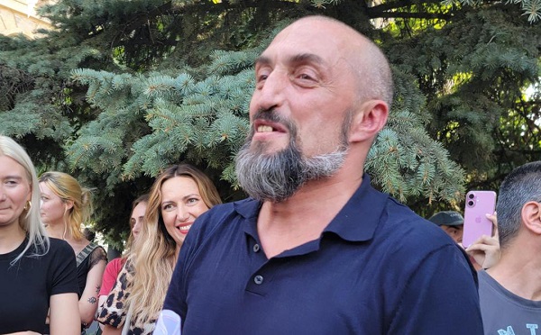 პირველი ემოცია, რაც მაქვს, არის მადლობა ყველას მიმართ, სახლში რომ მივალ, ალბათ, შოკში ჩავვარდები, ბრძოლა ბოლომდე! - გიორგი ახობაძე