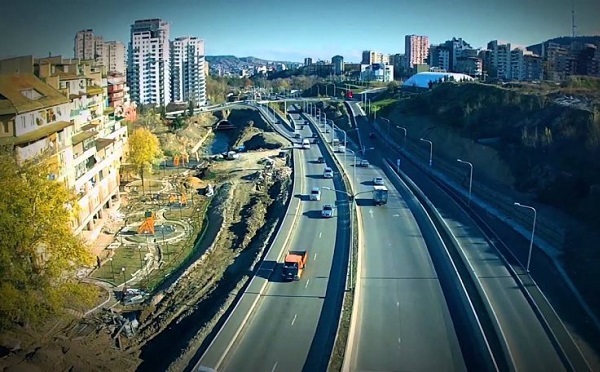 ჭაბუა ამირეჯიბის გზატკეცილზე დაგეგმილი სამუშაოების გამო მოძრაობა ნაწილობრივ შეიზღუდება