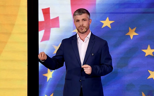 დღეს ოლიგარქის სასამართლომ 9 ადამიანს უსამართლო პატიმრობა მიუსაჯა, ეს არ არის სასამართლო - ეს არის იარაღი, რომელსაც რეჟიმი ჩვენ წინააღმდეგ იყენებს - ირაკლი კუპრაძე