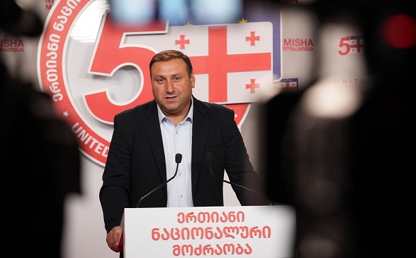 ივანიშვილმა დაიჯერა, რომ ქართველი ხალხი დაასრულებს მათ 4 ოქტომბერს, თუ ის გადაწყვეტს, ხელი აღმართოს მშვიდობიან დემონსტრანტებზე, მიიღებს ხალხის რისხვას და მას ვერ დაიცვას სპეცრაზმი - ლაშა ფარულავა 