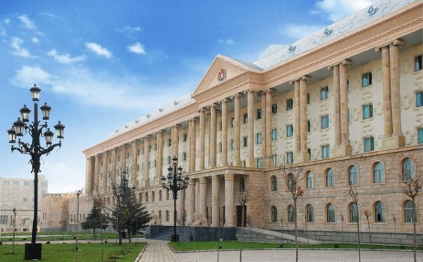 დუშეთის, თიანეთის, მცხეთისა და ყაზბეგის მუნიციპალიტეტებში სახელმწიფო რწმუნებულის მოადგილეს განსაკუთრებით დიდი ოდენობით ქრთამის აღების საქმეზე პატიმრობა შეეფარდა