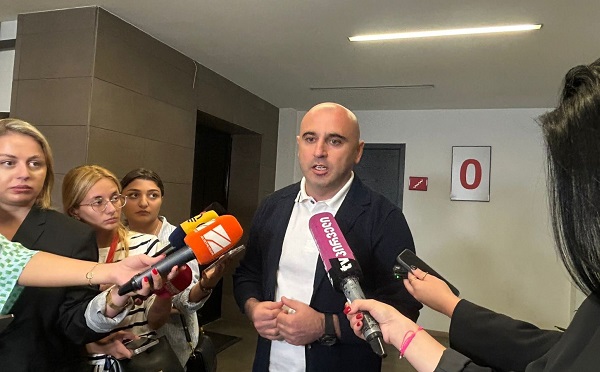 4 ოქტომბერს, ივანიშვილი, შენ და შენნაირი “კუდაბზიკები” დაელოდეთ ხალხის განაჩენს და აბა გაბედეთ და ქართველ ხალხზე აღმართეთ ხელი - ლევან ხაბეიშვილი კახა კალაძეს