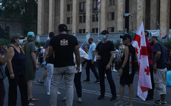 რუსთაველის გამზირზე მიმდინარე საპროტესტო აქციაზე დაკავებულთა რაოდენობა 23-მდე გაიზარდა