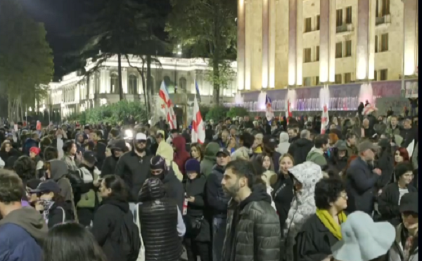 აქციის მონაწილეებმა რუსთაველის გამზირი დღესაც გადაკეტეს