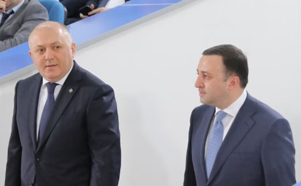 ირაკლი ღარიბაშვილის, გრიგოლ ლილუაშვილის, ოთარ ფარცხალაძის და კიდევ რვა პირის სახლებში ჩხრეკა ჩატარდა, ამოღებულია სხვადასხვა ელექტრონული მოწყობილობა, დოკუმენტაცია, დიდი ოდენობით თანხა