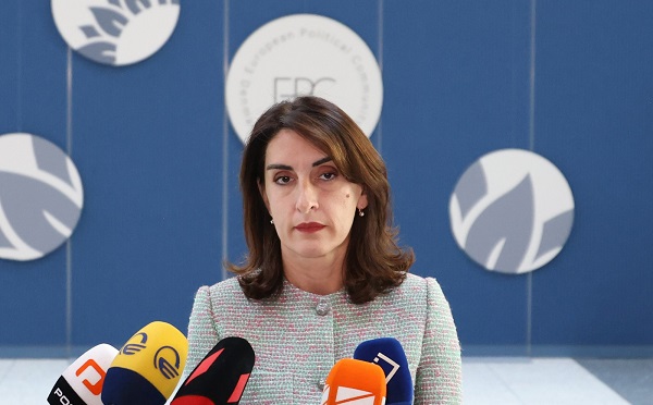 ირაკლი კობახიძემ კოპენჰაგენში მონაწილეობა მიიღო პანელურ დისკუსიაში, რომელიც შეეხებოდა ევროპის ეკონომიკურ უსაფრთხოებას - მაკა ბოჭორიშვილი
