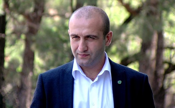 პაატა მანჯგალაძე სრულიად უსამართლოდ ზის ციხეში, ვინც მას იცნობს, ესმის, რომ რევოლუციასთან არაფერ შუაშია და უბრალოდ გაიშარა - იაგო ხვიჩია