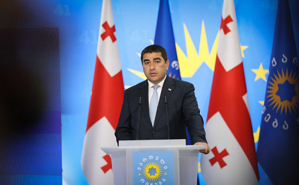 ვმუშაობთ საკონსტიტუციო სარჩელზე ექსტრემისტული პარტიების არაკონსტიტუციურად ცნობასთან დაკავშირებით, ექსტრემიზმს ვერ შევეწინააღმდეგებით ტკბილი სიტყვით - შალვა პაპუაშვილი