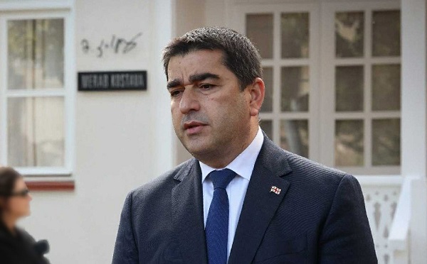 ანიტა ჰიპერი 4 ოქტომბრის ძალადობაში საკუთარ პასუხისმგებლობას გაცვეთილი პროპაგანდისტული ფორმულირებების უკან ემალება და ქართველებს ეთნიკური ეპითეტებით მოგვმართავს - შალვა პაპუაშვილი