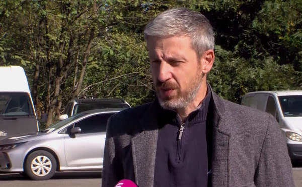 ჟურნალისტმა ვასილ ივანოვ-ჩიქოვანმა ფოთის იზოლატორი დატოვა