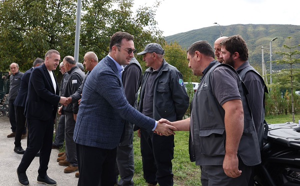 რაჭა-ლეჩხუმ-ქვემო სვანეთში ტყის აღდგენის ღონისძიებები 100,6 ჰა-ზე მიმდინარეობს“ - დავით სონღულაშვილი
