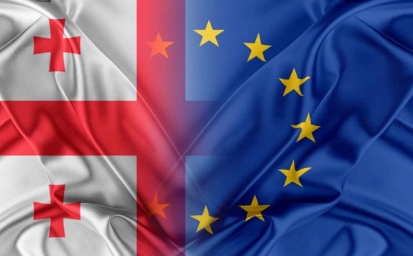 ბოლო ათწლეულების განმავლობაში, Erasmus+ პროგრამის მეშვეობით 13 000-ზე მეტმა სტუდენტმა და აკადემიური პერსონალის წარმომადგენელმა საქართველოდან ისწავლა და გაიარა ტრენინგები ევროპაში - ევროკავშირის წარმომადგენლობა