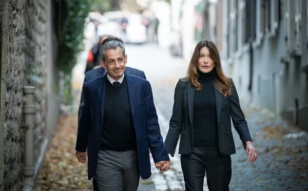 ნიკოლა სარკოზიმ პარიზის ლა სანტეს ციხეში ხუთწლიანი სასჯელის მოხდა დაიწყო