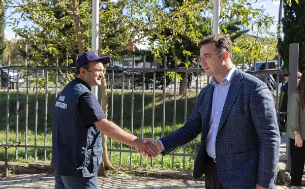 გარემოს დაცვისა და სოფლის მეურნეობის მინისტრი დავით სონღულაშვილი, სურსათის ეროვნული სააგენტოს რაჭა-ლეჩხუმი-ქვემო სვანეთის რეგიონის სამსახურის თანამშრომლებს შეხვდა