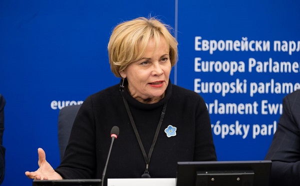 ქართული ოცნების რეჟიმი სასოწარკვეთისგან უკონტროლოდ იქცევა, ყველა, ვისაც ყალბი ბრალდებები აქვს წაყენებული, არის არა მხოლოდ საქართველოს, არამედ მთელი ევროპის გმირი - რასა იუკნევიჩიენე