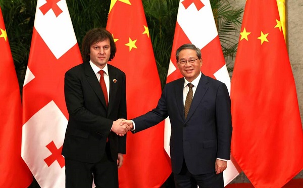 ირაკლი კობახიძე ჩინეთის პრემიერს, ლი ციანს შეხვდა