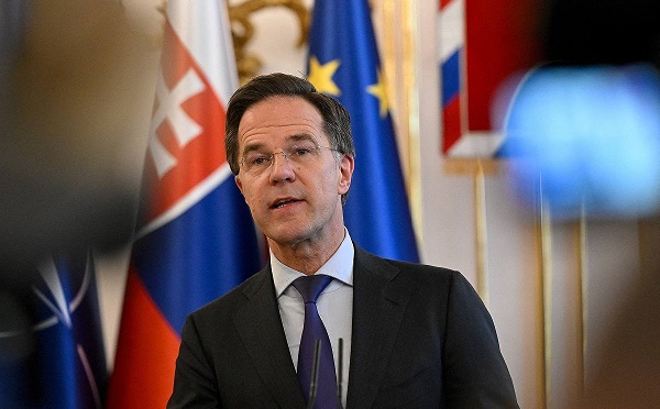 ვმუშაობთ სისხლისღვრისა და ნგრევის დასასრულებლად - მარკ რუტე ვოლოდიმირ ზელენსკის ესაუბრა