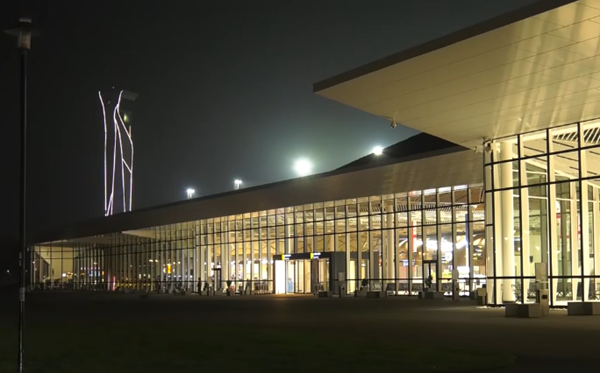 სამართალდამცველებმა ქუთაისის აეროპორტში განსაკუთრებით დიდი ოდენობით ნარკოტიკული საშუალება და ფსიქოტროპული ნივთიერება ამოიღეს - დაკავებულია 3 პირი