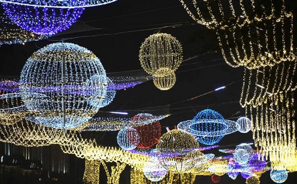 საახალწლო განათებების მონტაჟის გამო, მელიქიშვილის გამზირზე და კოსტავას ქუჩის ნაწილზე ღამის საათებში საავტომობილო მოძრაობა შეიზღუდება