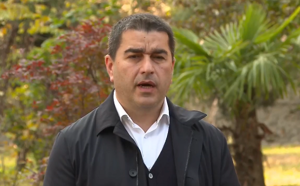 ახლაც სხედან ციხეში ცეცხლაძე და მსგავსი ტერორისტები, 90-იანი წლებიდან პირველად, ვირტუალური ომი დაგვიდგეს, ევროკავშირის ელჩს ვერ დავაცდევინეთ დაგმობა - შალვა პაპუაშვილი