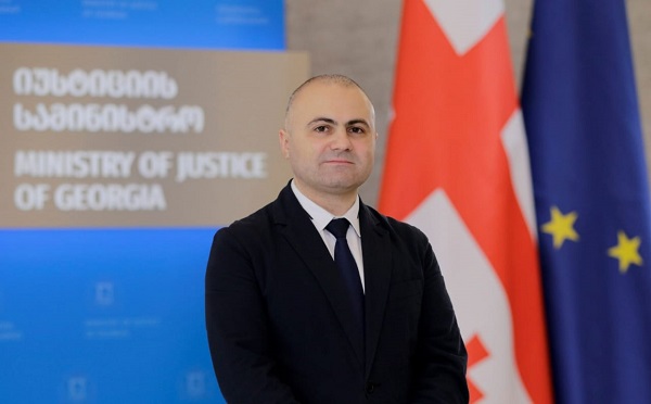 სტრასბურგის სასამართლოს გადაწყვეტილებებში კიდევ ერთხელ ყურადღება გამახვილებულია საქართველოს ხელისუფლების მიერ, 2012 წლის შემდეგ მართლმსაჯულების სისტემაში განხორციელებულ წარმატებულ რეფორმებთან დაკავშირებით - ბექა ძამაშვილი