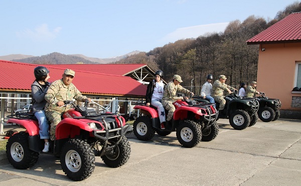 შინაგან საქმეთა სამინისტროს სტრატეგიული მილსადენების დაცვის დეპარტამენტის ციხისჯვრის ბაზას სკოლის მოსწავლეები ესტუმრნენ