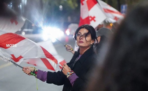 "დროას" წევრი თათა ფერაძე დააკავეს