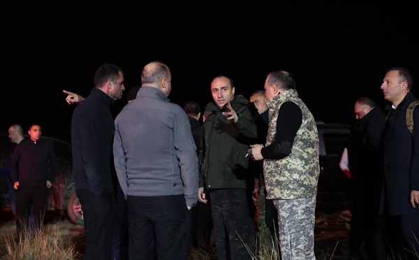 გეკა გელაძე სიღნაღის მუნიციპალიტეტში, თურქული სამხედრო ვერტმფრენის კატასტროფის ადგილზე იმყოფება