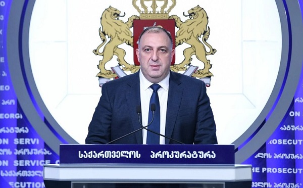 პროკურატურამ მიხეილ სააკაშვილის, გიორგი ვაშაძის, ნიკა გვარამიას, ნიკა მელიას, ზურაბ ჯაფარიძის, ელენე ხოშტარიას, მამუკა ხაზარაძისა და ბადრი ჯაფარიძის წინააღმდეგ სისხლის სამართლებრივი დევნა დაიწყო