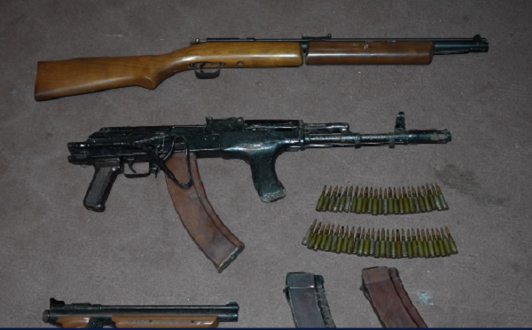 სამეგრელოს პოლიციამ ცეცხლსასროლი იარაღი და საბრძოლო მასალა ამოიღო - დაკავებულია 3 პირი