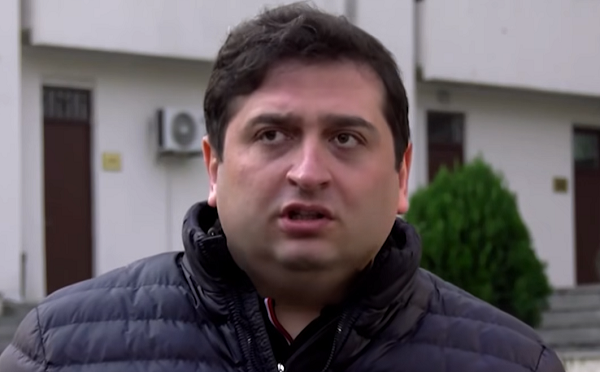 რაღაც „ქართული ოცნების“ მიერ დაგეგმილ სპეცოპერაციაა, გამორიცხულია, მთაწმინდაზე მცხოვრები ადამიანი მიდიოდეს ღამის საათებში სასამართლოსთან და ცეცხლის წაკიდების მცდელობა ჰქონდეს - ალეკო ელისაშვილის ადვოკატი