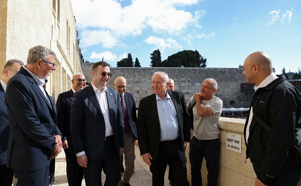 დავით სონღულაშვილს ძველი იერუსალიმის ისტორიულ უბანში სოფლის მეურნეობისა და სურსათის უსაფრთხოების მინისტრმა უმასპინძლა