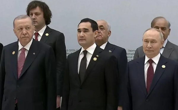 თურქმენეთში მშვიდობისა და ნდობის საერთაშორისო წლისადმი მიძღვნილი ფორუმი იმართება, რომელსაც ირაკლი კობახიძეც ესწრება