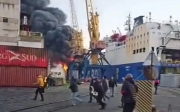 რუსებმა ოდესის ოლქზე იერიში მიიტანეს, რის შედეგადაც ჩერნომორსკის პორტში სამოქალაქო გემი დაზიანდა
