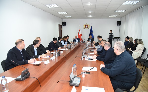 თეთრიწყაროს მუნიციპალიტეტში სრულდება ევროპული სტანდარტის შესაბამისი რეგიონული არასახიფათო ნარჩენების განთავსების ობიექტის მშენებლობა - სოლომონ პავლიაშვილი