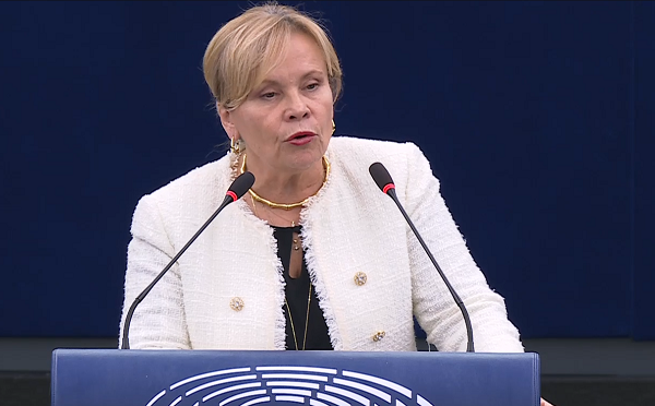 ფაქტი, რომ საქართველოს ხელისუფლებას დამოუკიდებელი გამოძიების ეშინია, იმაზე მიუთითებს, რომ მათ ეშინიათ სიმართლისა და სასჯელის,ეს აჩვენებს, რომ BBC-ის გამოვლენილი ფაქტები სავარაუდოდ სიმართლეა - რასა იუკნევიჩიენე