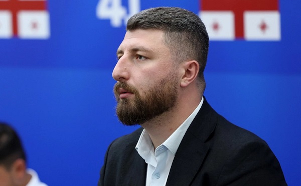 კაია კალასისა და სხვა არარჩეული ბიუროკრატების პოზიციაა, რომ არ შეიძლება, სიმართლის გაჟღერება, ფეხქვეშ გათელილი უნდა იყოს სიმართლე და მხოლოდ ის არის ჭეშმარიტება, რასაც ევრობიუროკრატები გადაწყვეტენ - არჩილ გორდულაძე