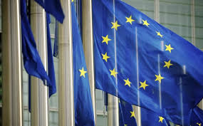 მზად ვართ გადამწყვეტი პასუხისთვის, რათა ჩვენი მარეგულირებელი ავტონომია გაუმართლებელი ზომებისგან დავიცვათ - ევროკომისია აშშ-ს მიერ ევროპელების დასანქცირებაზე