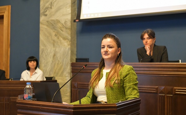 ნინო უტიაშვილმა საქართველოს პარლამენტის გარემოს დაცვისა და ბუნებრივი რესურსების კომიტეტის სხდომაზე სააგენტოს 2025 წლის საქმიანობის შესახებ ანგარიში წარადგინა