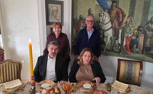 პრეზიდენტმა ალექსანდარ ვუჩიჩმა მე და ჩემი მეუღლე დაგვპატიჟა თავის დიდ ოჯახში, ეს იყო უბრალოდ ოჯახური ვახშამი, გულწრფელი საუბრებით და შეგრძნებით, რომ თავს გრძნობ ისე, როგორც საკუთარ ოჯახში - მიხეილ ყაველაშვილი