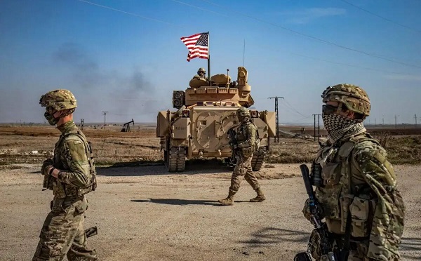 სირიაში, „ისლამური სახელმწიფოს“ მებრძოლის თავდასხმის შედეგად ორი ამერიკელი ჯარისკაცი დაიღუპა და სამი დაიჭრა