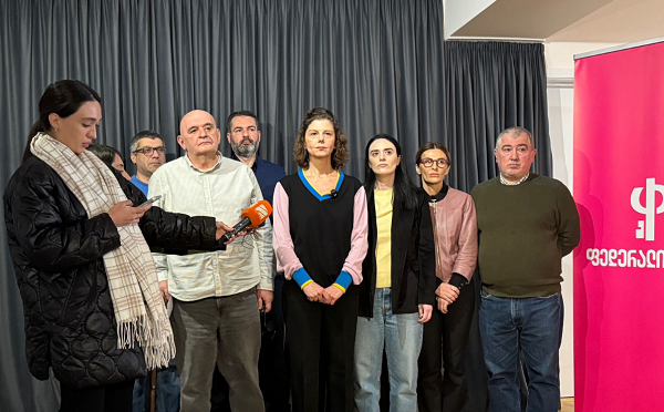 მოგვმართეთ ცხელ ხაზზე, რომ დავიწყოთ მასალის მოგროვება საერთაშორისო გამოძიებისთვის, თუ ბრალდება დადასტურდა, ივანიშვილის რეჟიმს სანქციები უნდა დაუმძიმდეს - 