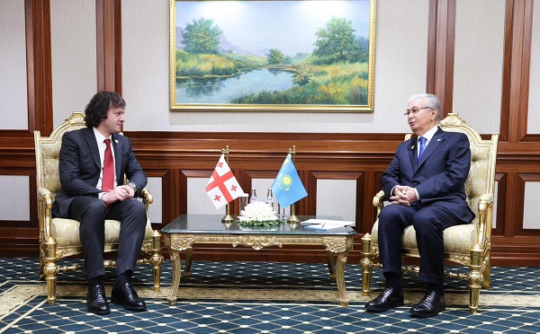 ირაკლი კობახიძე ყაზახეთის პრეზიდენტ კასიმ-ჟომარტ ტოკაევს შეხვდა