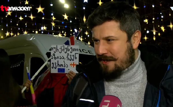 პოლიციამ ნოდარ ჩაჩანიძე, აჩი გოჩიტაშვილი და ნენე გაბლაია გაათავისუფლა