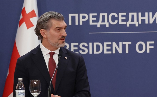 ევრობიუროკრატია გზავნილებით, თითქოს დემოკრატიის უკუსვლაა, კვებავს მილევად რადიკალურ ფრთას, გული მტკივა ახალგაზრდებზე, რომლებიც შეცდომაში შეიყვანეს, ჩვენ არ გვყავს ისინი ციხეში გამოკეტილი, ამ ადამიანებს ჰყავთ - მიხეილ ყაველაშვილი