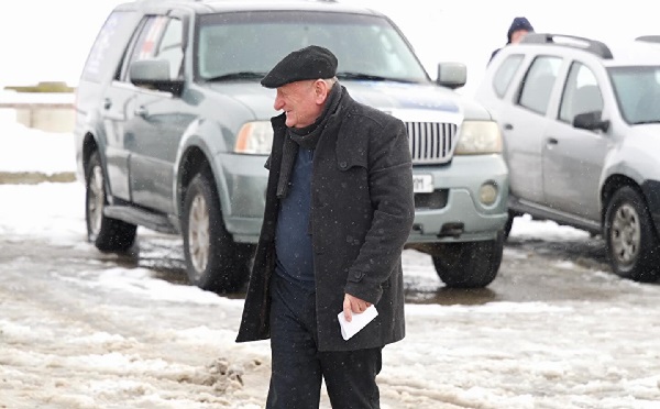 რუსთავის პენიტენციურ დაწესებულებაში მზია ამაღლობელის მოსანახულებლად მისი ძმა შევიდა