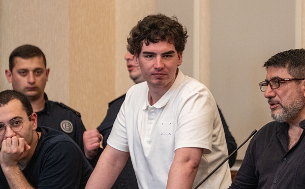 მივმართავ ქოც-რუსებს - ეგ შეწყალების ფურცელი დაკეცეთ და ჯიბეში ჩაიდეთ, დათმეთ ძალაუფლება ან ნებითა თქვენითა, ან ძალითა ჩვენითა - ნიკოლოზ ჯავახიშვილი