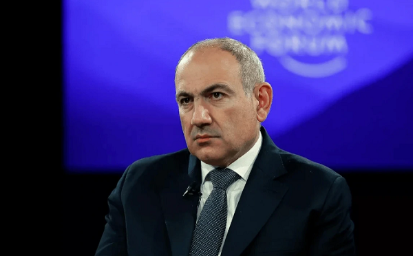 სერჟ სარგსიანსაც არ სურდა წასვლა, თუმცა იძულებული გახდა წასულიყო, იგივე ეხება კტრიჩ ნერსისიანსაც [კათოლიკოსი გარეგინ II], ის იძულებული იქნება წავიდეს - ნიკოლ ფაშინიანი