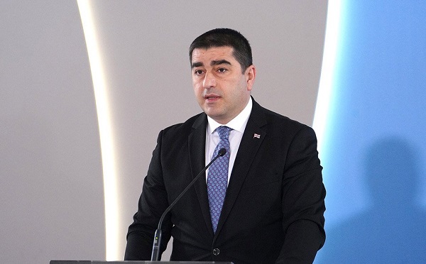 ეს მაგალითია, როგორ ხდება ხალხის დაშინებისთვის ამგვარი ორგანიზაციების გამოყენება, რაც შეეხება ქიმიური იარაღის გამოყენებაზე გამოძიებას, უნდა ჩამოვიდნენ და კოხორასი არ იყოს, თქვან: „ჩვენ ვყოფილვართ არასწორებიო” - პაპუაშვილი „მოსკოვის მექანიზმზე“