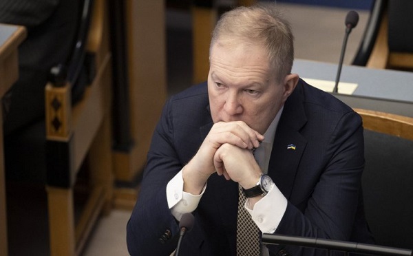 ეს თუ  სიმართალეა, მაშინ სამართლიან და მდგრად მშვიდობას მოცდა მოუწევს - მარკო მიხელსონი თეთრი სახლში ტრამპისა და პუტინის საერთო ფოტოზე